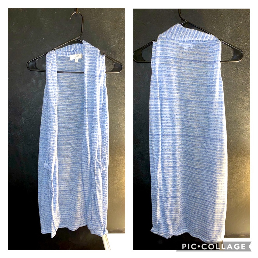 Blue sleeveless cardigan
